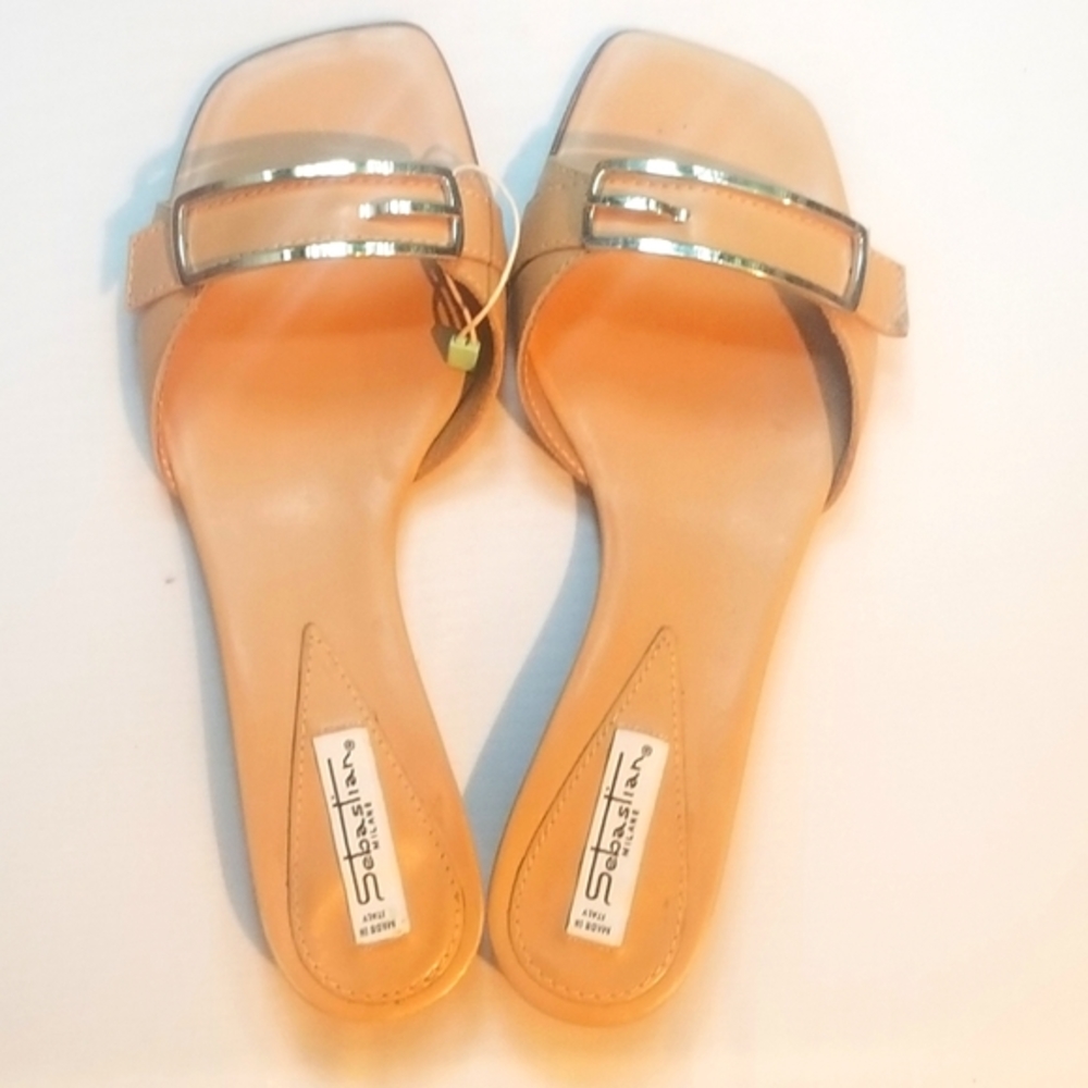 NWT Sebastian beige sandals with heel